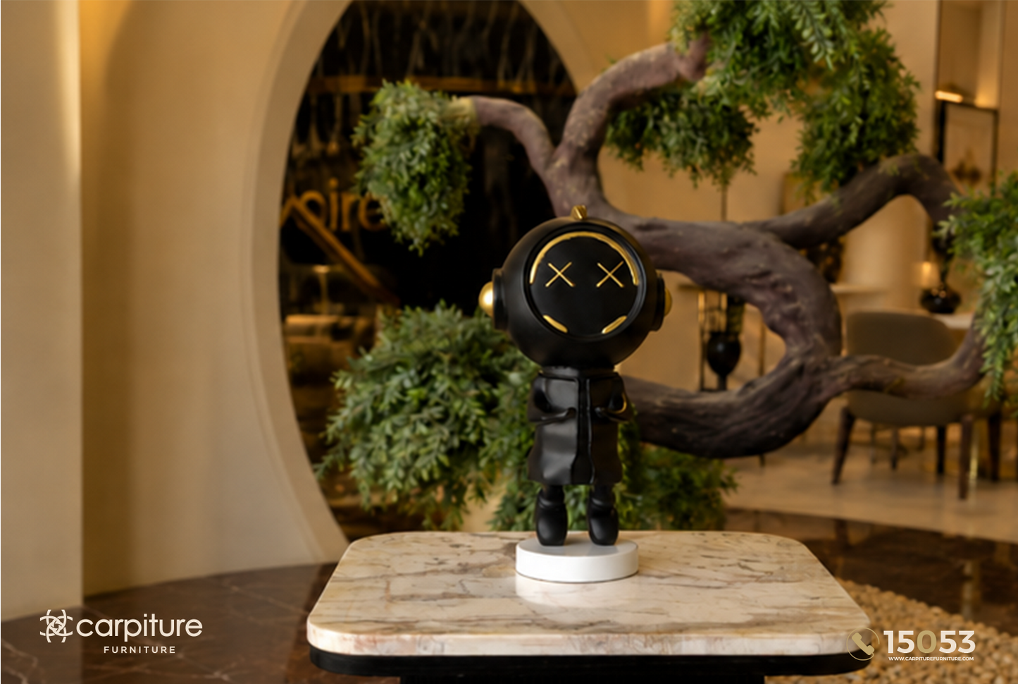 Apple Statue