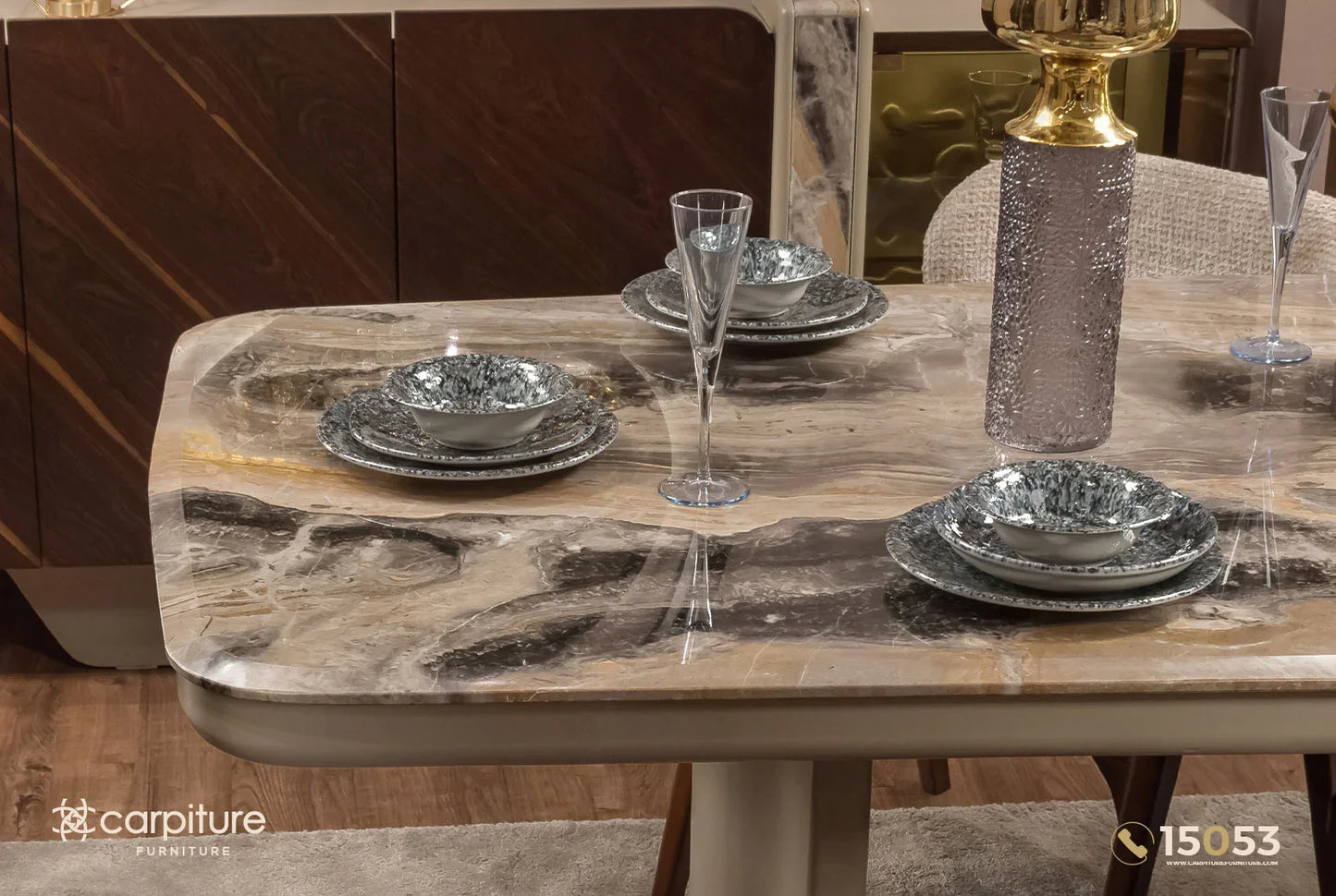 Lucinda Dining Rooms