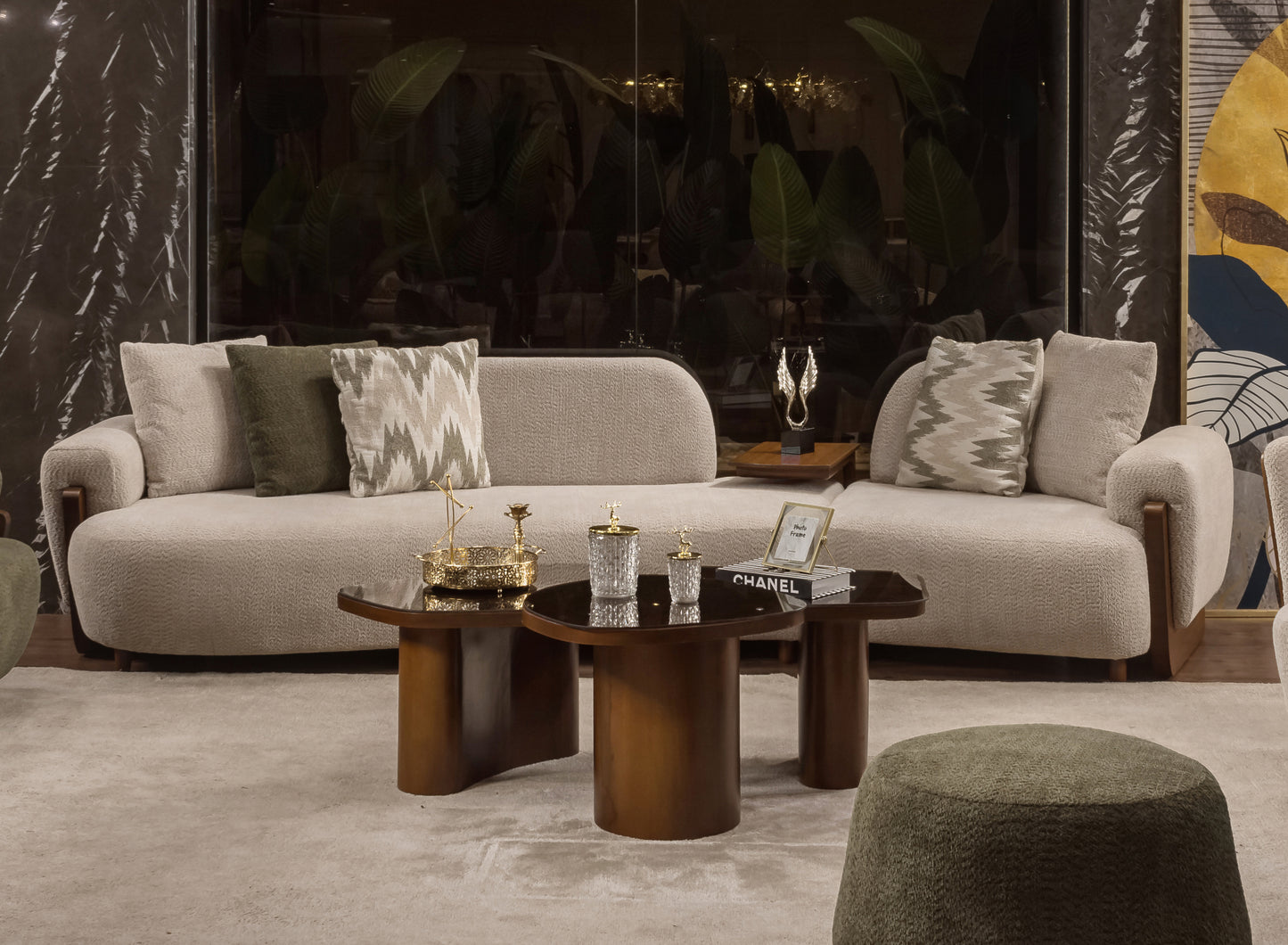 Kadbore Sofa Set
