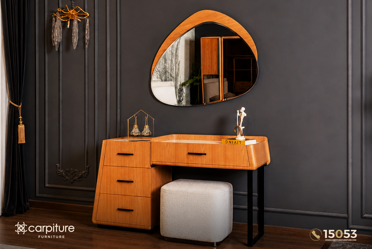 Cirly Bedroom Set